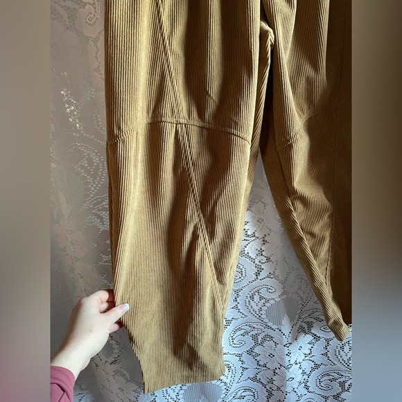 Women’s Mustard Corduroy Barrel Wide Leg Drawstring Pants M Size 6 - Picture 9 of 14